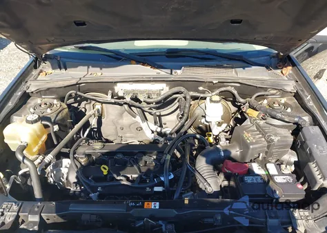 2011 Ford Escape Xls from USA, damaged, VIN 1FMCU0C77BKA34370